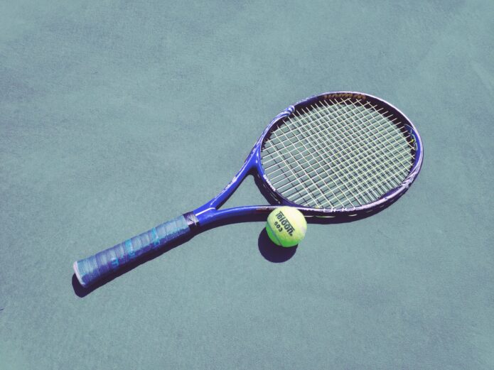 cost to string a tennis racket
