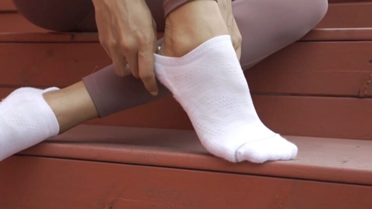 Best Tennis Socks Buying Guide Thickness