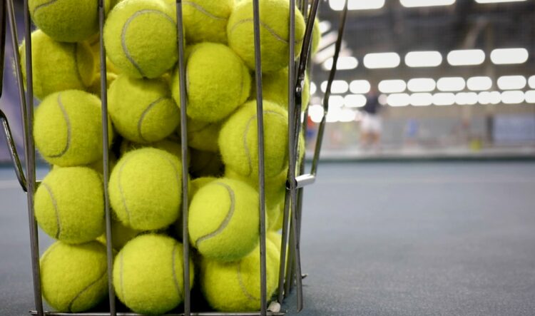 Types of tennis Balls
