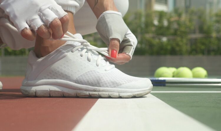 meilleures chaussures de tennis larges