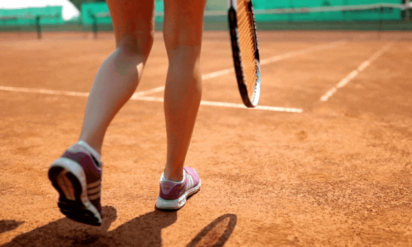 tennisschoenen voor brede voeten