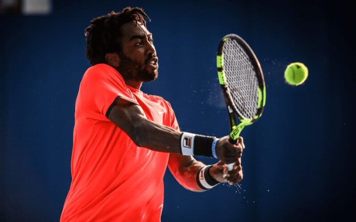 How To Pick Your Tennis Racket - TennisTips.org