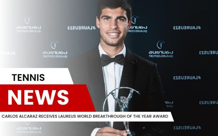 Carlos Alcaraz recibe el premio Laureus World Breakthrough of the Year