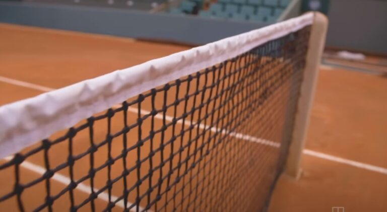 Court Surfaces, Hawk-Eye en Video Replay in Tennis